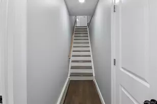 385 Clayton St, Central Islip, NY 11722 - Photo 18