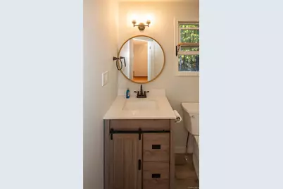 7 Phillips Road, Poughkeepsie, NY 12603 - Photo 14