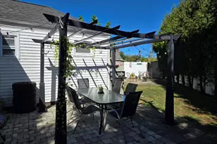 279 Semton Blvd, Franklin Square, NY 11010 - Photo 22