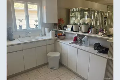 89-08 164 Avenue, Howard Beach, NY 11414 - Photo 4