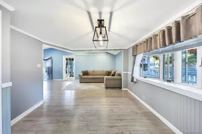 940 Union Street, Bohemia, NY 11716 - Photo 10