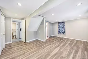 940 Union St, Bohemia, NY 11716 - Photo 16