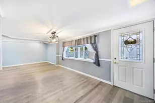 940 Union St, Bohemia, NY 11716 - Photo 4