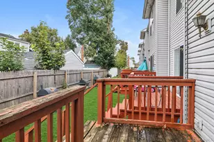 66 Henry St, Hempstead, NY 11550 - Photo 14