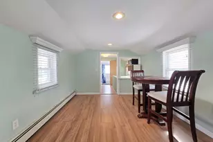 84 Wyona Ave, Selden, NY 11784 - Photo 4