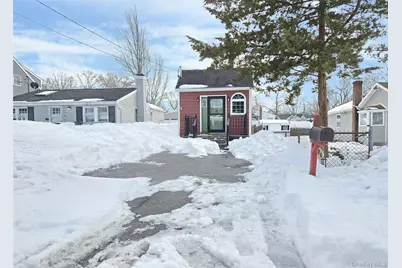 84 Wyona Avenue, Selden, NY 11784 - Photo 2