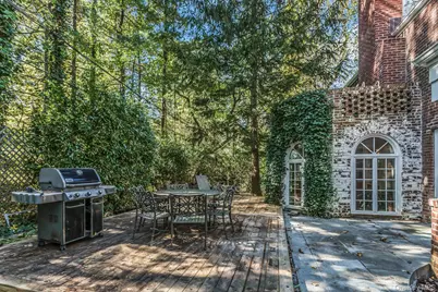 10 Soundview Crest, Manhasset, NY 11030 - Photo 36