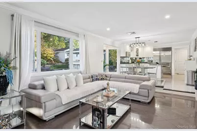 63 Fleetwood Road, Commack, NY 11725 - Photo 10