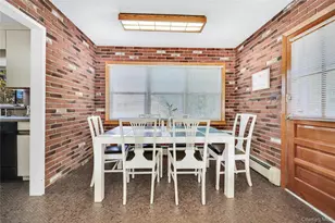 7 Park Cir, Cedarhurst, NY 11516 - Photo 10