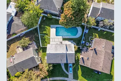 7 Park Circle, Cedarhurst, NY 11516 - Photo 4