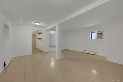 4408 Locust Point Drive, Bronx, NY 10465 - Photo 16