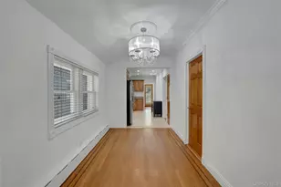 4408 Locust Point Dr, Bronx, NY 10465 - Photo 6