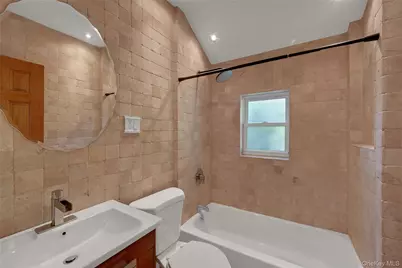 4408 Locust Point Drive, Bronx, NY 10465 - Photo 12