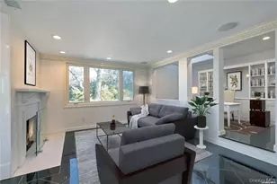 8 September Ln, Glen Cove, NY 11542 - Photo 12