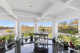 8 September Ln, Glen Cove, NY 11542 - Photo 10