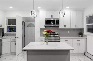 96 N 19th St, Wyandanch, NY 11798 - Photo 4