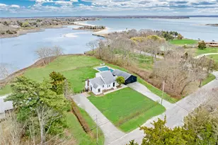 13 Tarkettle Rd, Shelter Island, NY 11964 - Photo 2