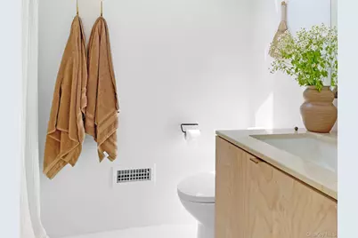 13 Tarkettle Road, Shelter Island, NY 11964 - Photo 16