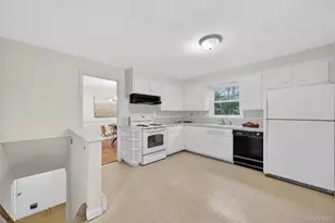 17 Townsend Blvd, Pawling, NY 12564 - Photo 8