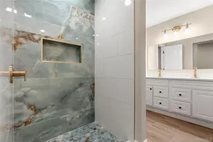 4 Pine St, Huntington, NY 11743 - Photo 16