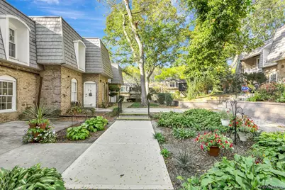 655 Middle Country Road #7B1, Coram, NY 11727 - Photo 4