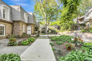 655 Middle Country Rd, Coram, NY 11727 - Photo 4