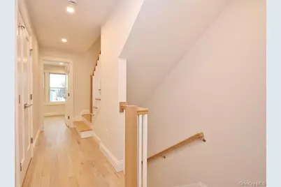 32 Andrews Lane, Sleepy Hollow, NY 10591 - Photo 14