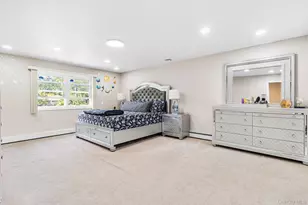 61 Old Indian Head Rd, Commack, NY 11725 - Photo 26