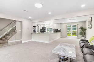 61 Old Indian Head Rd, Commack, NY 11725 - Photo 8