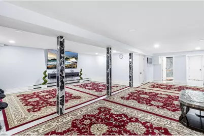 61 Old Indian Head Road, Commack, NY 11725 - Photo 30