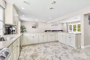 61 Old Indian Head Rd, Commack, NY 11725 - Photo 12