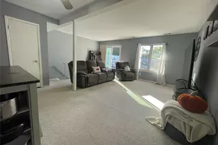 51 Rocky Point Yaphank Rd, Rocky Point, NY 11778 - Photo 10