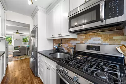 14 S Broadway #2-3B, Irvington, NY 10533 - Photo 12