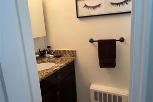 41 Lawrence Dr, White Plains, NY 10603 - Photo 16