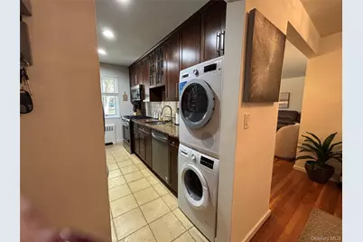 41 Lawrence Drive #A, White Plains, NY 10603 - Photo 6