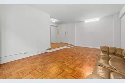 98-26 64 Avenue #3D, Rego Park, NY 11374 - Photo 4