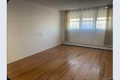 854 Throgs Neck Expwy, Bronx, NY 10465 - Photo 8