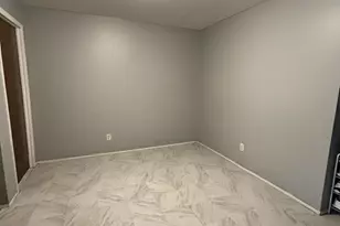 854 Throgs Neck Expressway, Bronx, NY 10465 - Photo 2