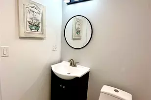 25 Clinton St, Middletown, NY 10940 - Photo 30