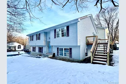 25 Clinton Street, Middletown, NY 10940 - Photo 2