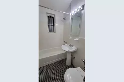 141-30 84th Road #6B, Briarwood, NY 11435 - Photo 8