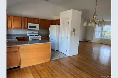 211 Robinson Lane, Wappingers Falls, NY 12590 - Photo 4