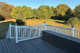 211 Robinson Ln, Wappingers Falls, NY 12590 - Photo 16