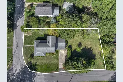 385 Cottage Place, Southold, NY 11971 - Photo 2