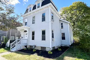 34 Smith St, Poughkeepsie, NY 12601 - Photo 2