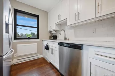 693 Wantagh Avenue, Wantagh, NY 11793 - Photo 12