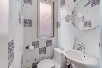289 Exeter Street, Brooklyn, NY 11235 - Photo 10