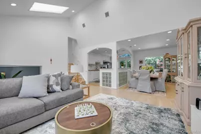 38 Loretta Drive, Syosset, NY 11791 - Photo 4