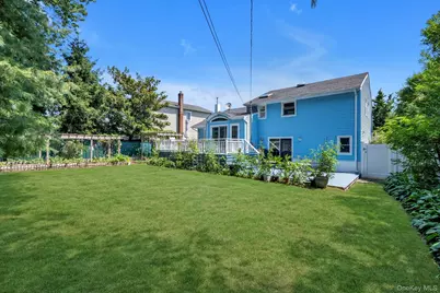 38 Loretta Drive, Syosset, NY 11791 - Photo 22