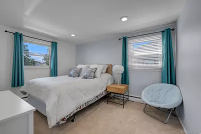 38 Loretta Drive, Syosset, NY 11791 - Photo 16